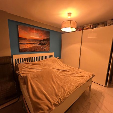 La Mata Apartment On The First Line Of The Sea ตอร์เรเวียคา ภายนอก รูปภาพ