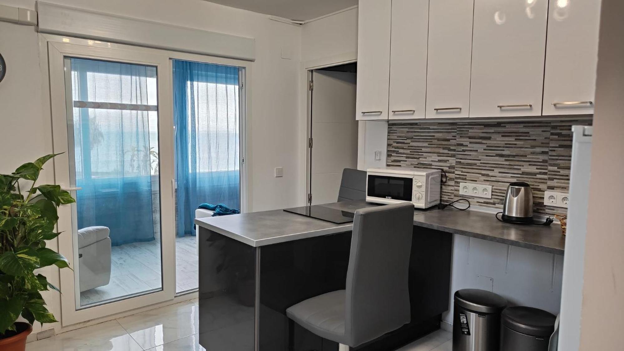 La Mata Apartment On The First Line Of The Sea ตอร์เรเวียคา ภายนอก รูปภาพ